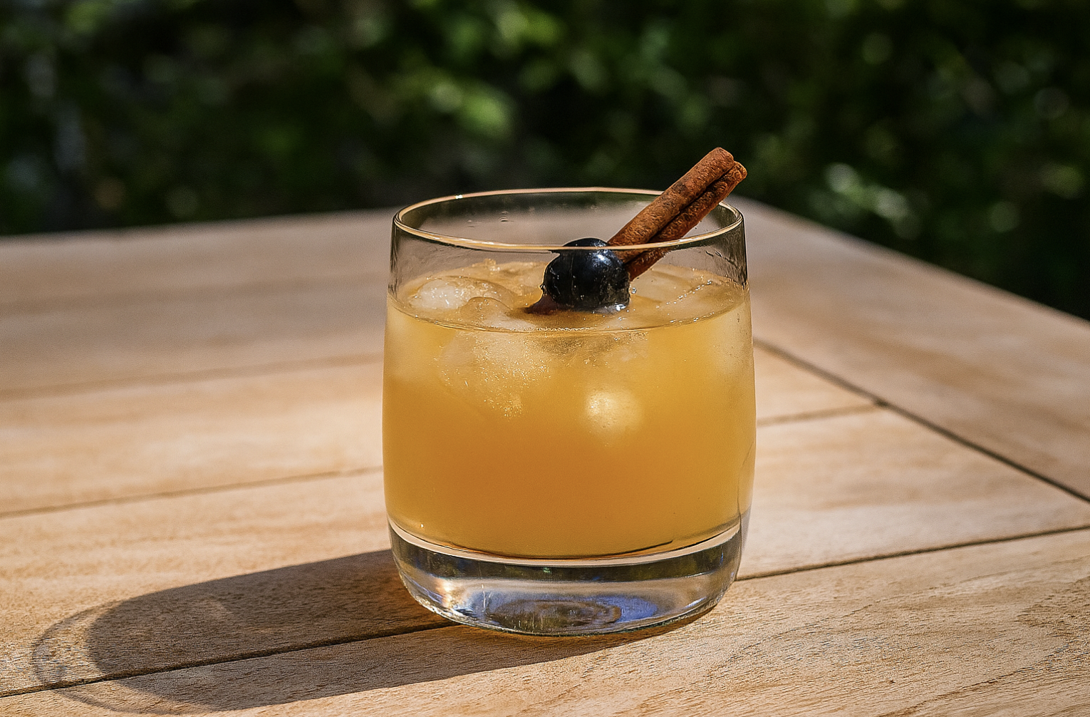 Cinnamon Amaretto Sour