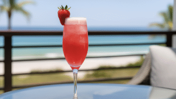 Strawberry Champagne Fizz